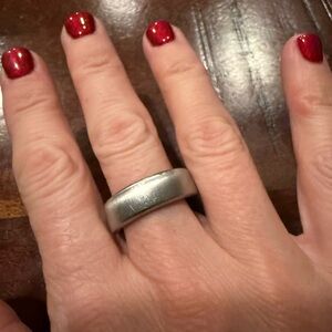 Oura Gen 3 brushed titanium